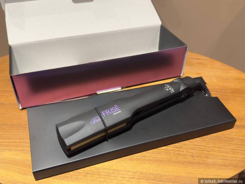 Фото: Прибор надежно крепится к картонной подложке