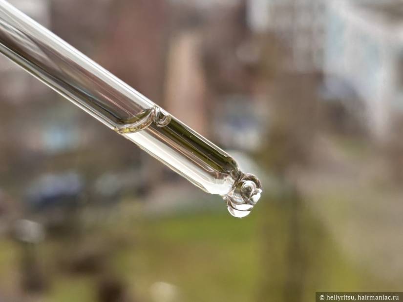 Фото: Пипетка сыворотки&nbsp;The Ordinary