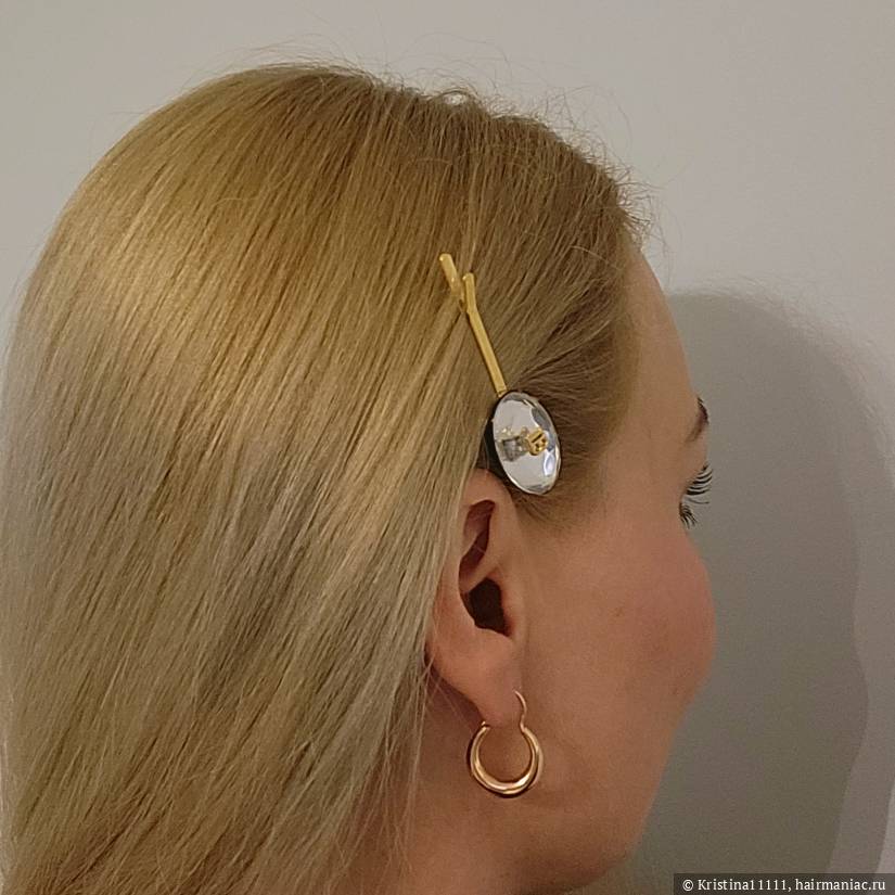 Фото: Заколка Balmain&nbsp;