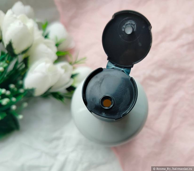 Фото: Шампунь L'Oreal Professionnel Serie Expert Metal Detox, дозатор