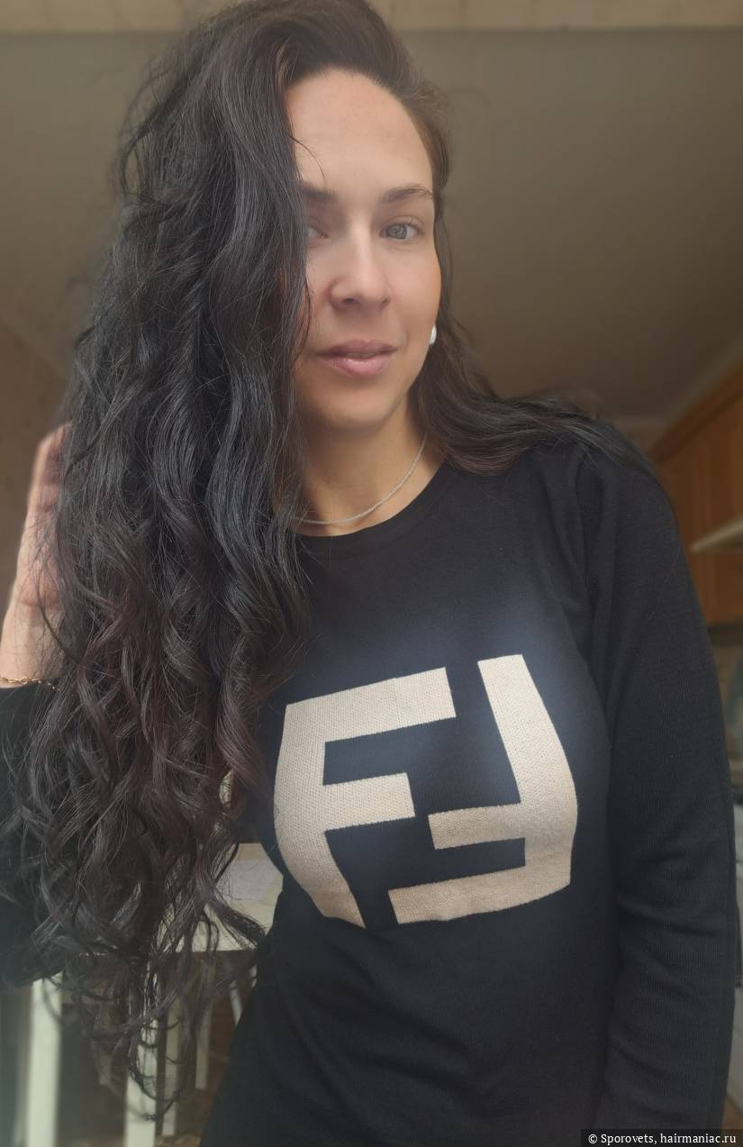 Фото: Волосы после маникюра