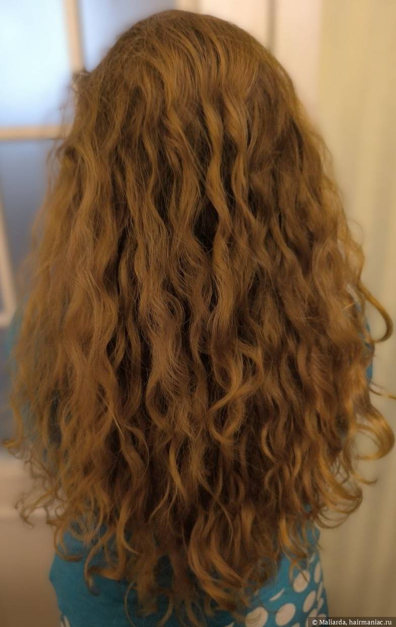 Фото: Шампунь+кондиционер от Russo Fabello. Стайлинг кастард Kinky Curly + ливин Curlsmith