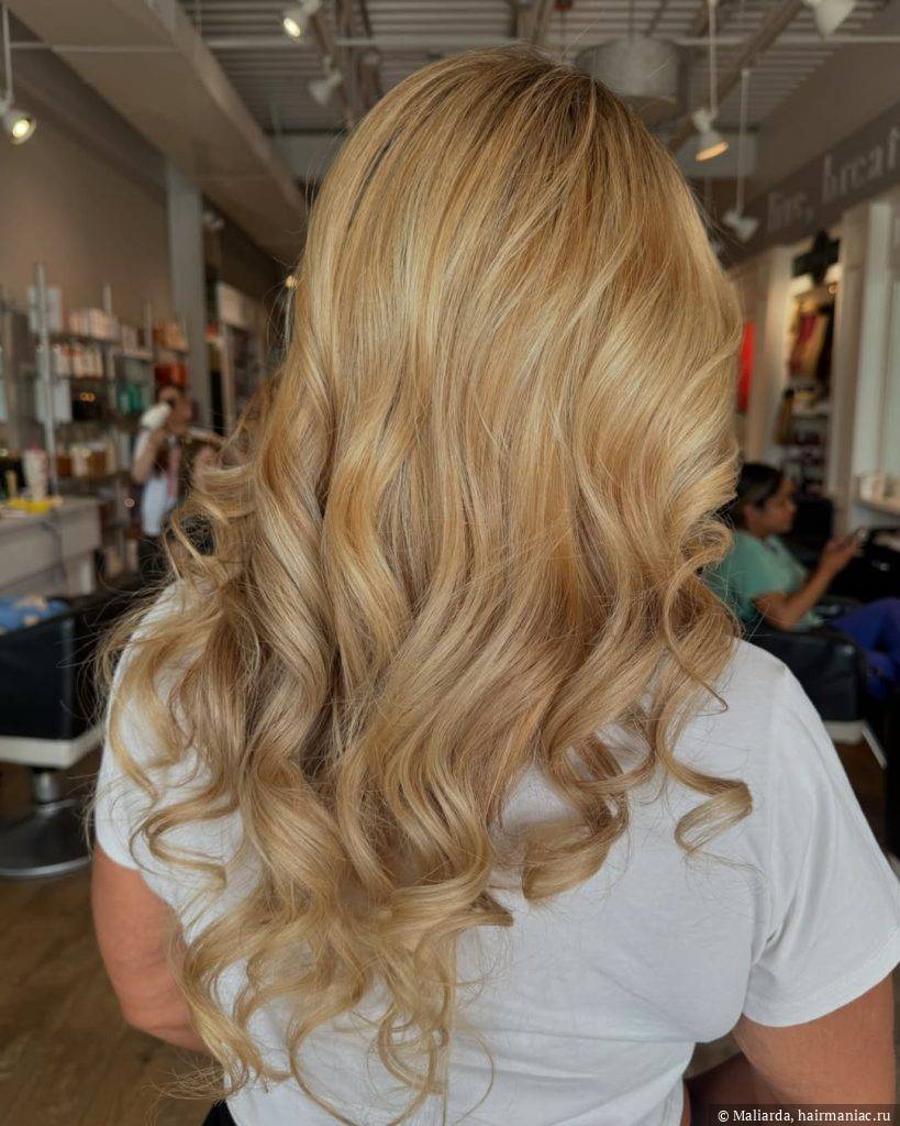 Фото: Golden blond