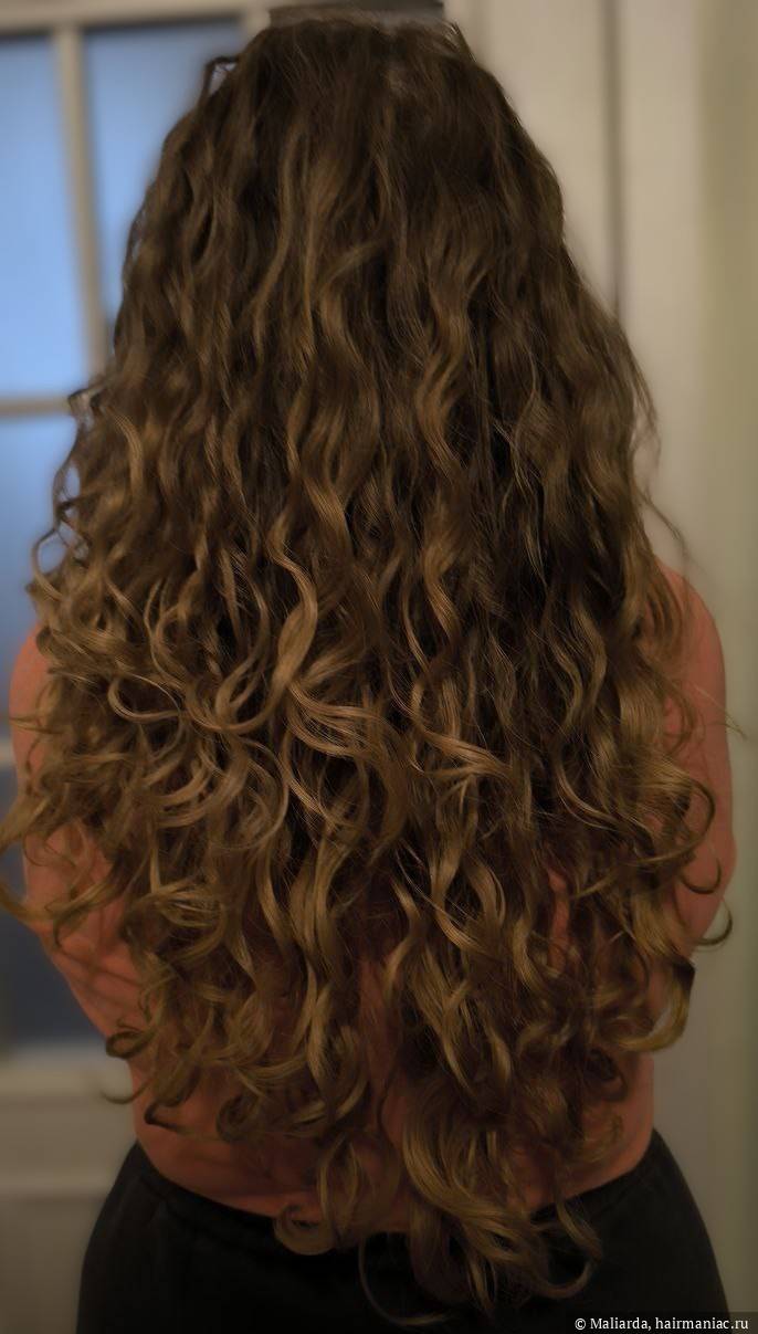 Фото: Шампунь Krassa Curl, маска медовая Vieso, кондиционер Krassa Curl. В укладке гель Mon Platin и мусс Romantica.