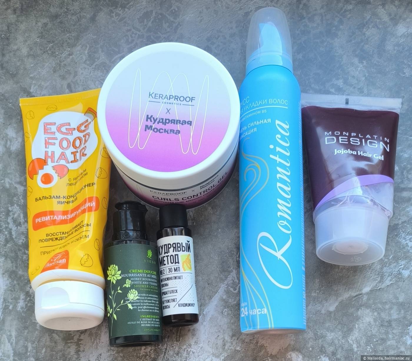 Фото: Пустые баночки января