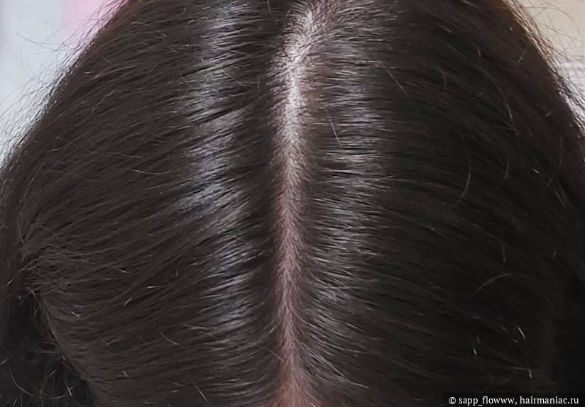 Фото: Пробор, распущенные волосы