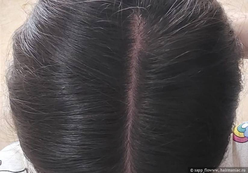 Фото: Пробор, собранные волосы