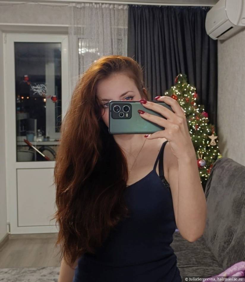 Фото: Волосы высушены естественным путем. Есть объем