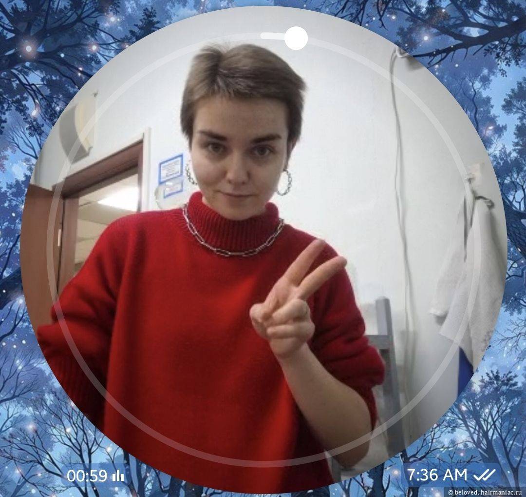 Фото: почему-то я не фоткалась с хорошей укладкой, но она была, честное слово!