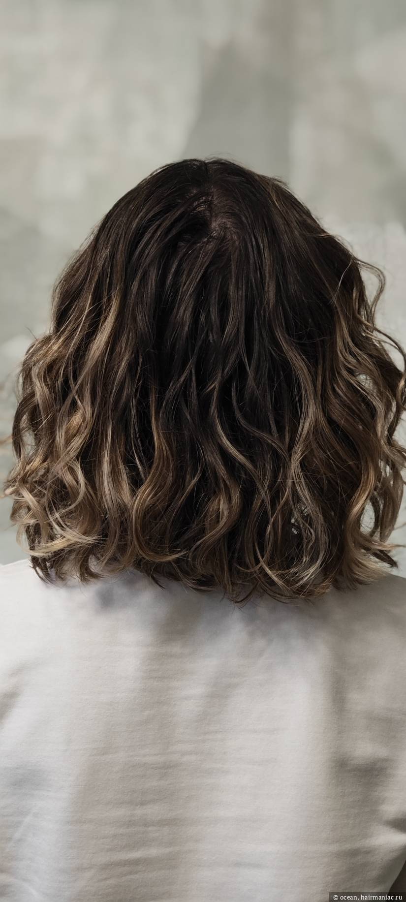 Фото: Кудрявая укладка на пену Taft 4 - первая с каре! Привыкла жамкать пряди только на нижней части, но сейчас это не смотрится